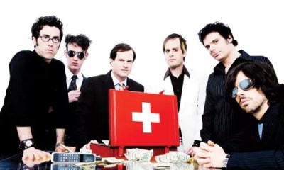 It’s showtime for The Electric Six at Mr. Small’s Theatre