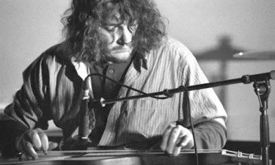 Jack Rose brings his “primitive guitar” to the Woodlab showcase