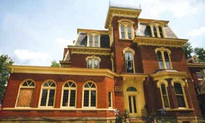 Architecture students get hands-on preservation experience with an historic Friendship mansion.