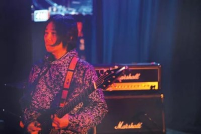 Shinji Masuko, of DMBQ and Boredoms fame, returns to Pittsburgh with a more contemplative solo instrumental record.