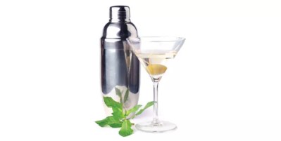 Steven Kowalczuk teaches the art of the cocktail