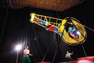 STREB: Forces is part dance, part circus, part stunt show.