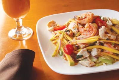 Squirrel Hill’s latest Thai restaurant is Curry on Murray