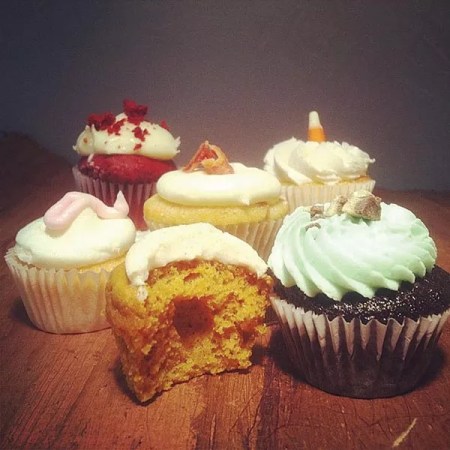 Mini-cupcakes are the focus of a new bakery in Brookline