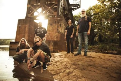 Heavy-metal band Lamb of God soldiers on despite running into trouble in the Czech Republic