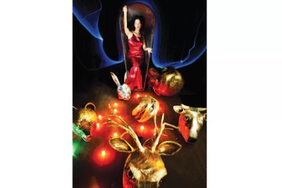 Portraits of local arts folks themselves comprise a fine exhibit at 707 Gallery.