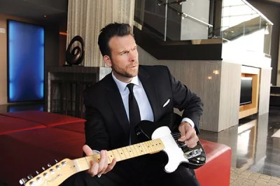 Moot Davis’ new album is a hot item