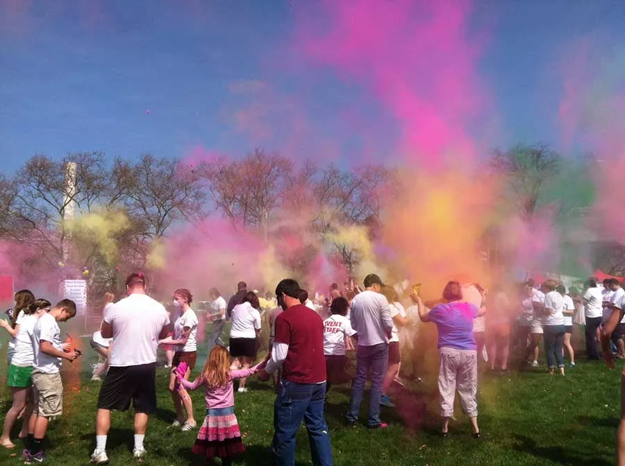 festival-of-color-04.webp