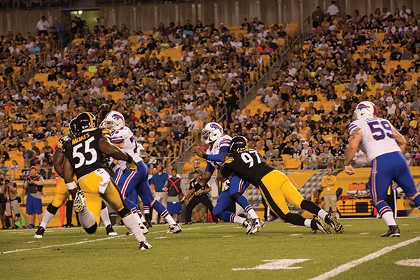 Defensive end Cam Heyward