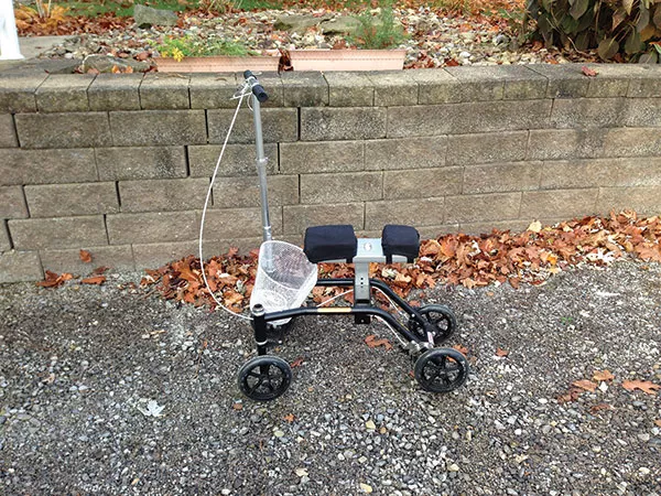 The knee scooter mobility device