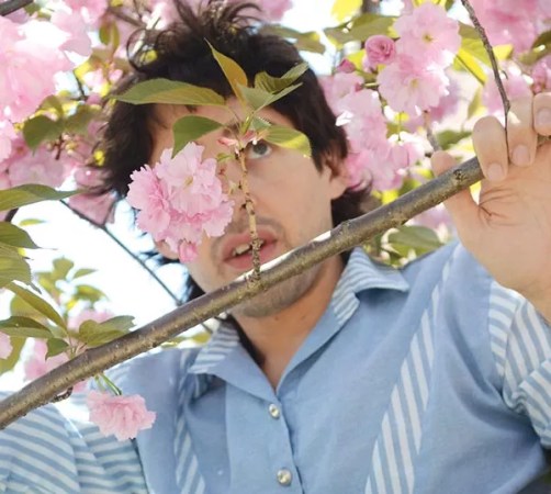 Juan Wauters leaves the limitations of The Beets behind in his solo work