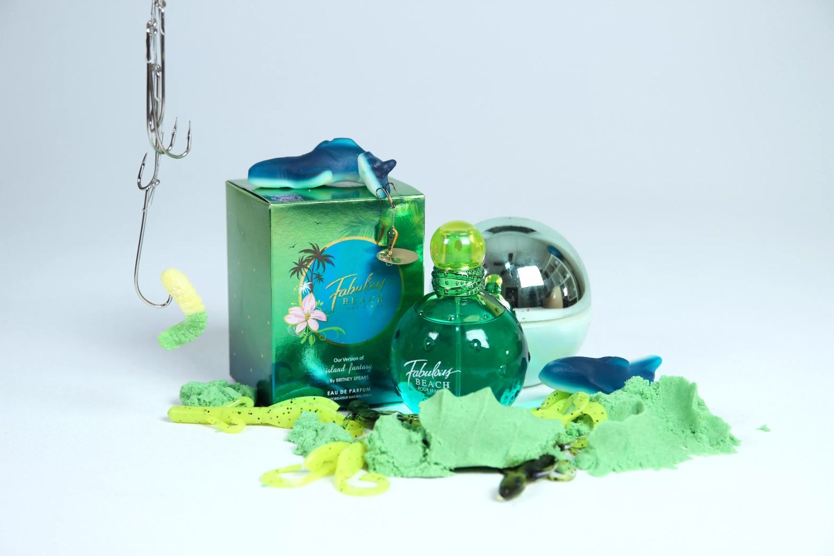 Artist group Dadpranks explores mall culture in Sensory3