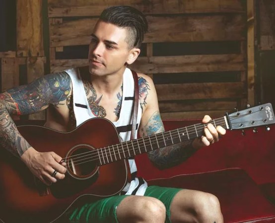 On the Record with Chris Carrabba