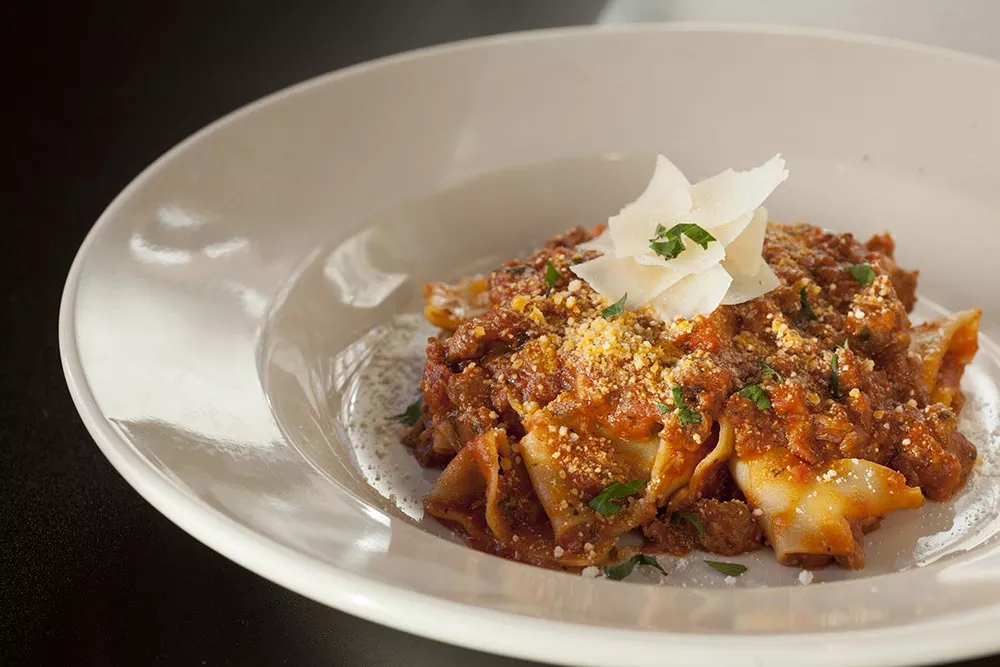 pappardelle-bolognese.webp