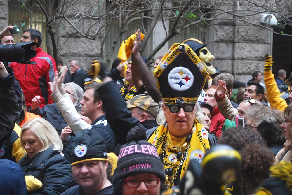 Steeler Rally Steelers Rally Downtown - Pittsburgh City Paper | News, Dining, Music ...