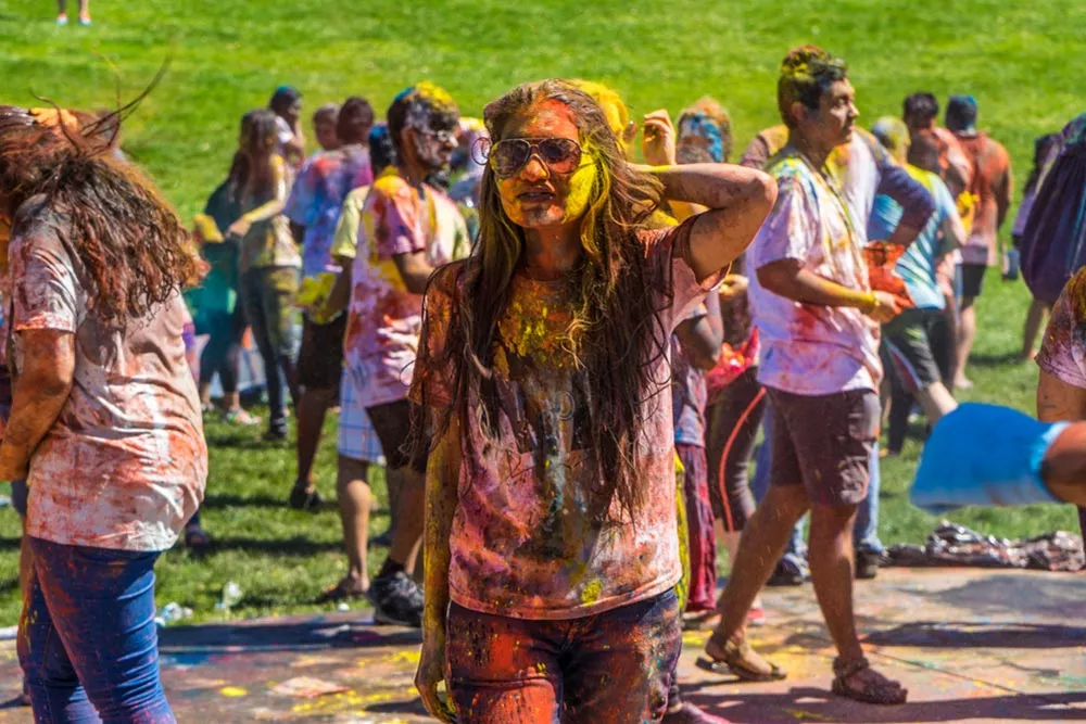 festival-of-colors-21.webp