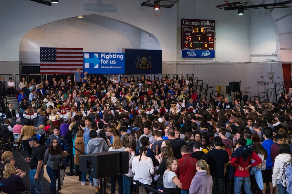 hillary-clinton-rally-05.webp