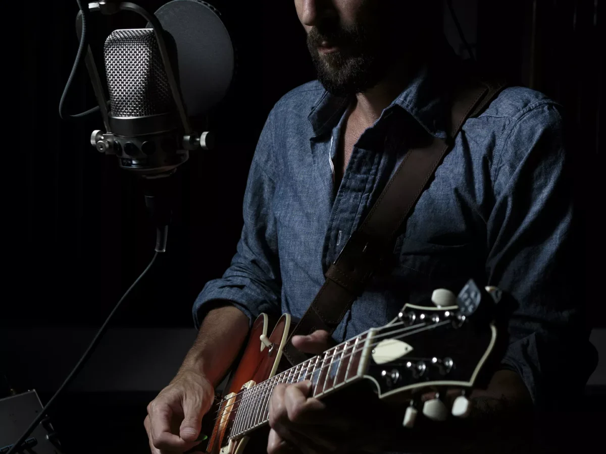 With Ouroboros, Ray LaMontagne wants to make his way into your life