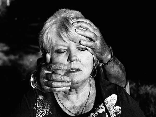 A review of Daniel W. Coburn’s The Hereditary Estate and Megan Ledbetter’s Homo Bulla at Silver Eye