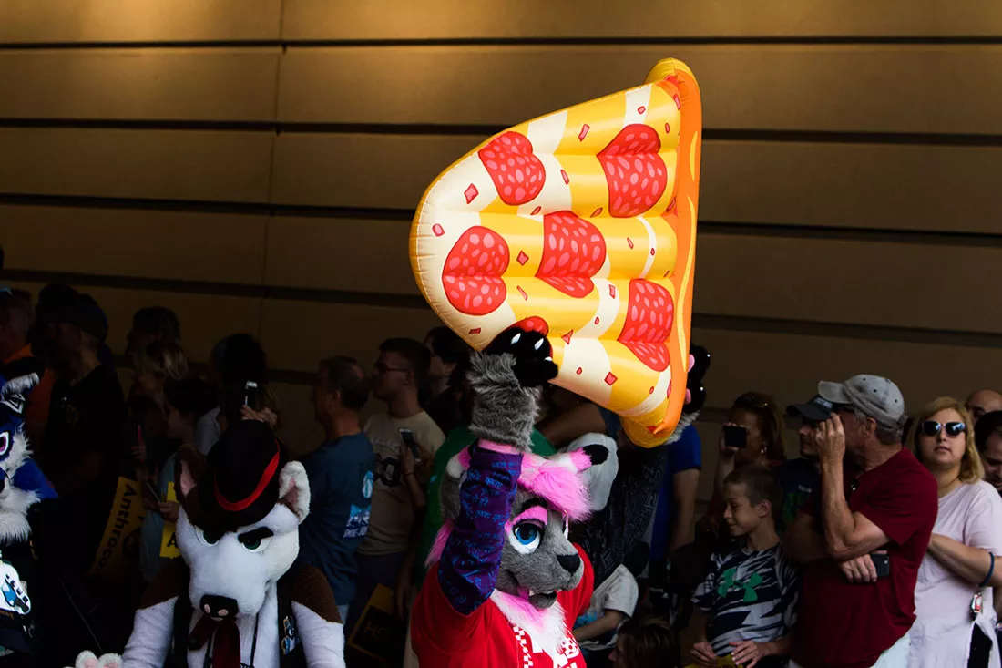 fursuit-parade-16.webp