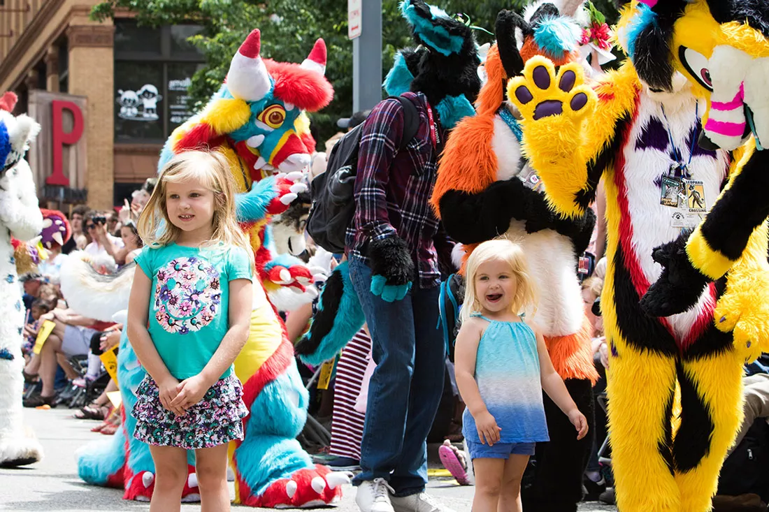 fursuit-parade-32.webp