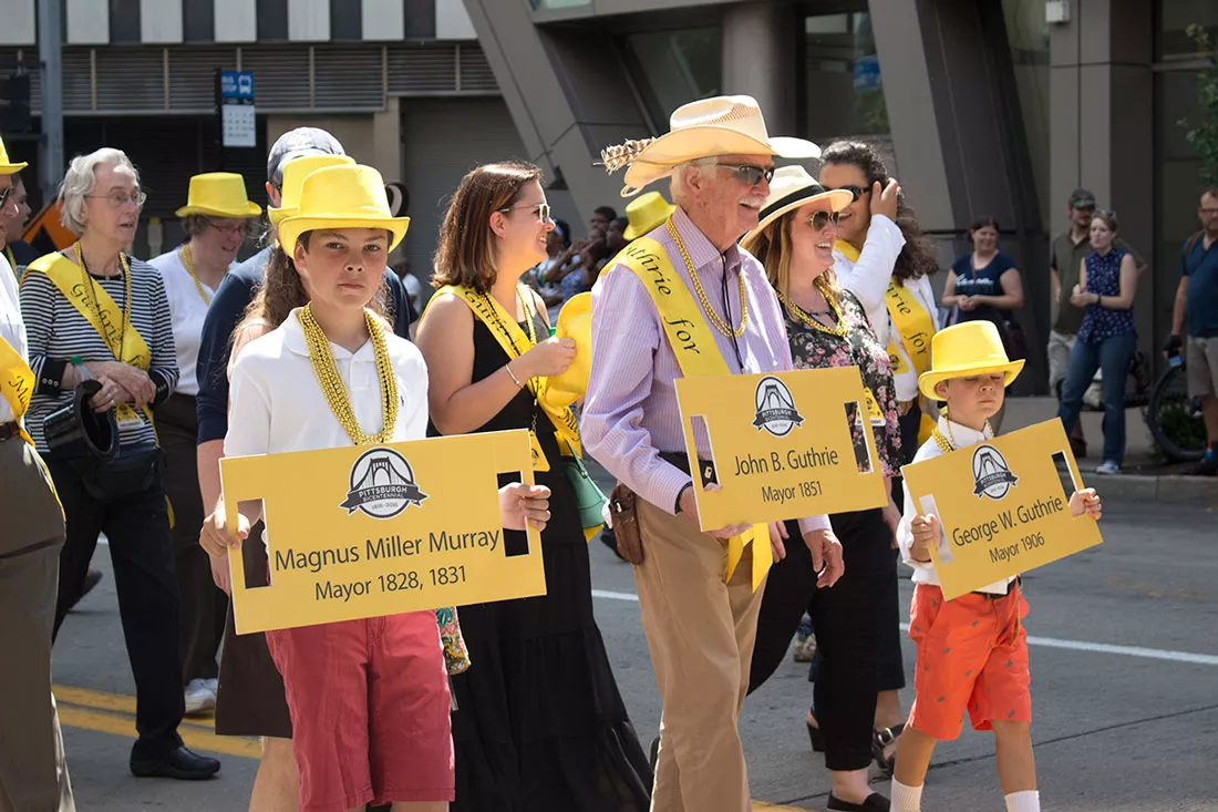 pittsburgh-bicentennial-parade-06.webp