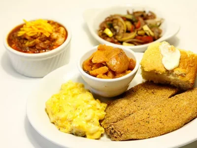 Carmi’s keeps dishing out soul food