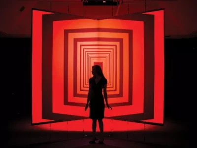 Péle-Méle and Boîte Noire explore spatial perception