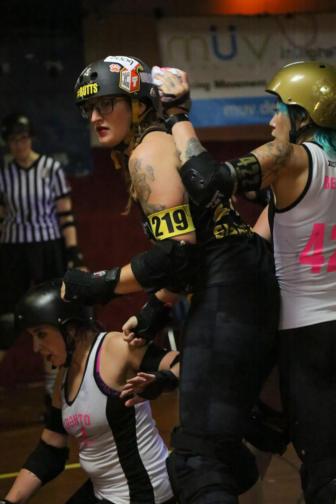 steel-city-roller-derby-40.webp