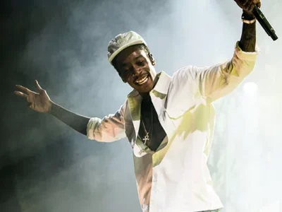 Wiz Khalifa and Snoop Dogg light up First Niagara Pavilion