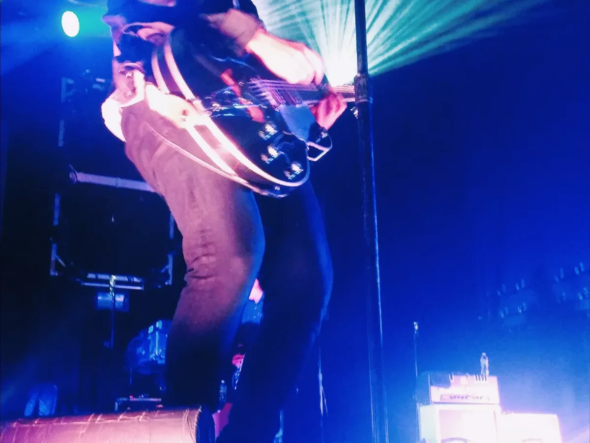 Switchfoot at Stage AE: Snap a photo, see the unity