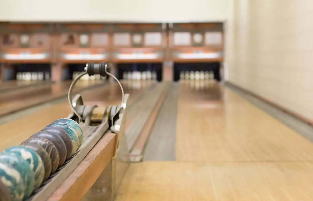 duckpin-bowling-garfield-pa-02.webp