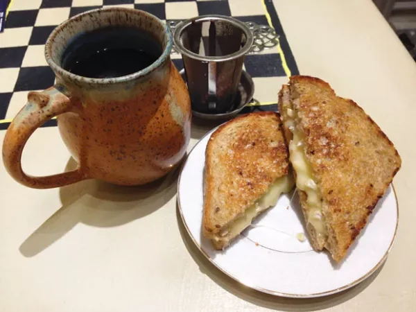 Tupelo Honey Teas opens up a new shop for tea and light fare in Millvale