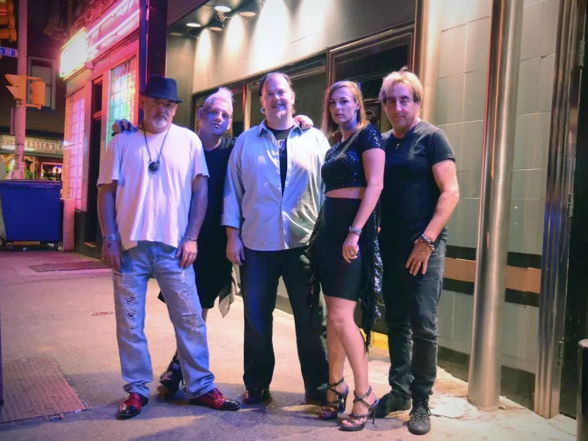 MP3 Monday: Aquarocket