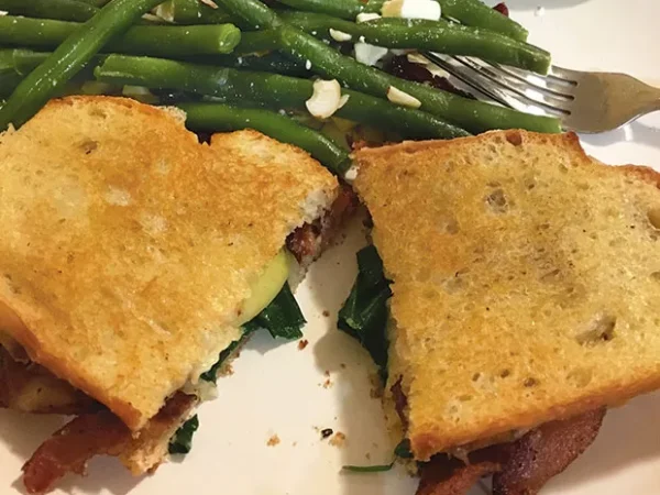 Living That Single, Sandwich-for-Dinner-Every-Night Lifestyle