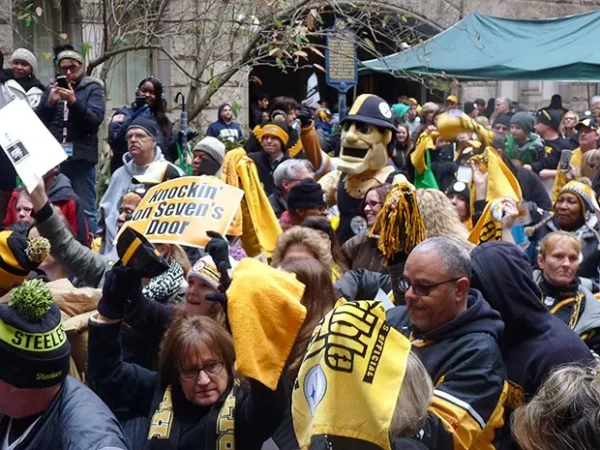 Pittsburgh fans cheer on Steelers at Friday’s playoff rally downtown; game time moved to 8:20 p.m. Sunday evening