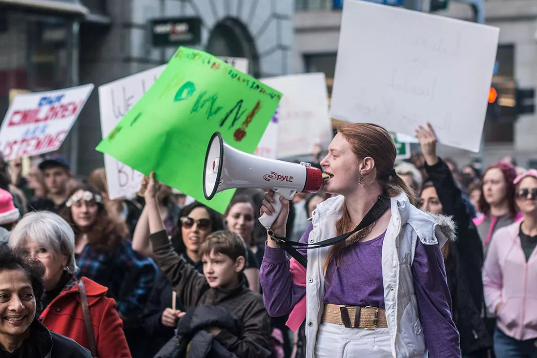 womans-march-on-pittsburgh-rally-17.webp