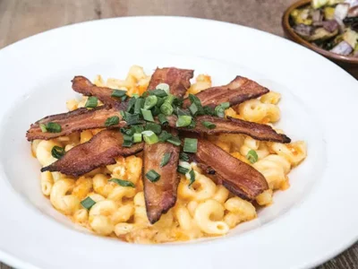 Classic sandwiches get great new presentations at Allison Park’s Stak Shak