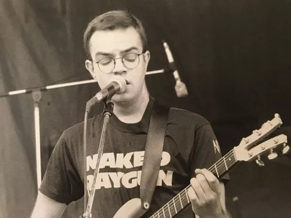Through music, education and business, indie-rock legend Karl Hendricks left his mark on Pittsburgh’s music scene