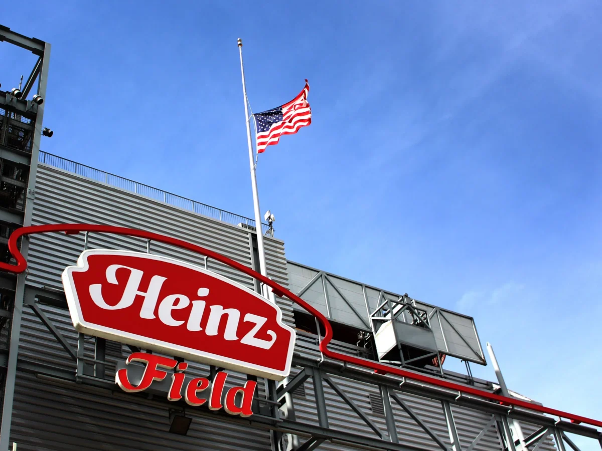 Fans remember Pittsburgh Steelers owner Dan Rooney for his team and his contributions to the city