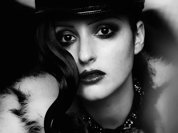 Critics’ Picks: Banks at Stage AE