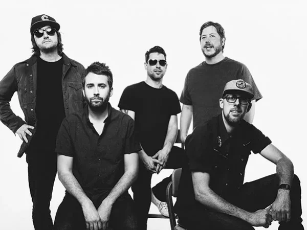 Critics’ Pick: Los Colognes at Brillobox