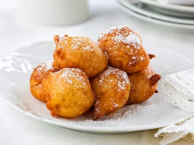 Fried dough rises to the top with these banana fritters