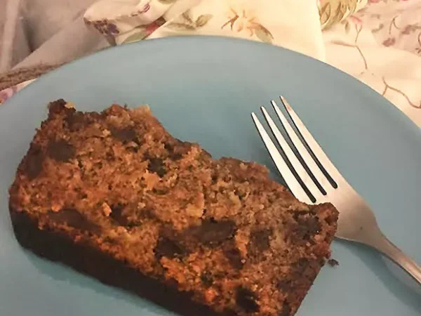 Banana-Flavored Chocolate Bread (in Bed)