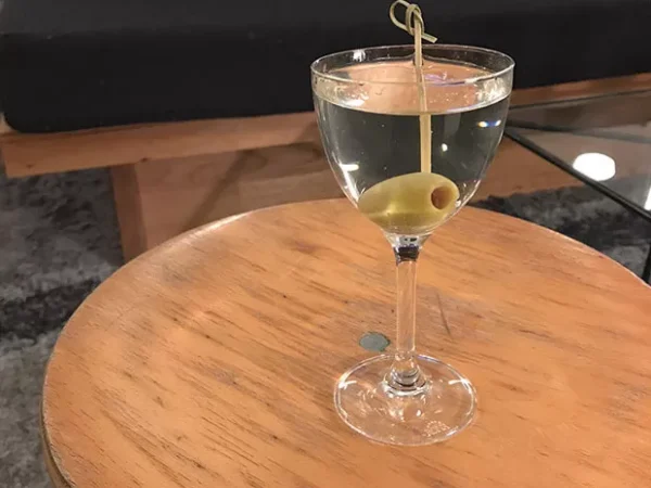 Drink Me: Appreciating the dry martini at Whitfield, at the Ace Hotel