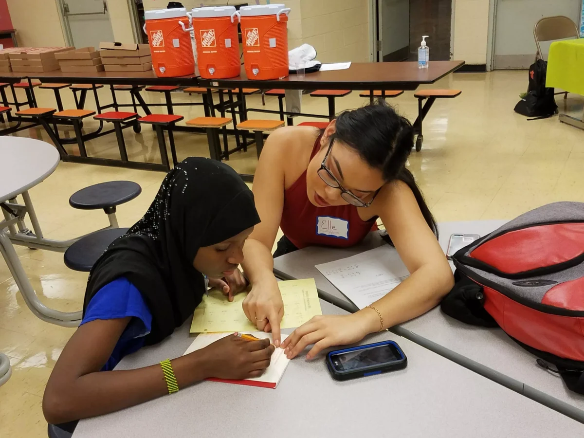 Duquesne University students volunteer to help integrate and educate Pittsburgh refugees