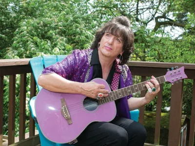 Q&A with Pittsburgh’s premier poet, Billie Nardozzi