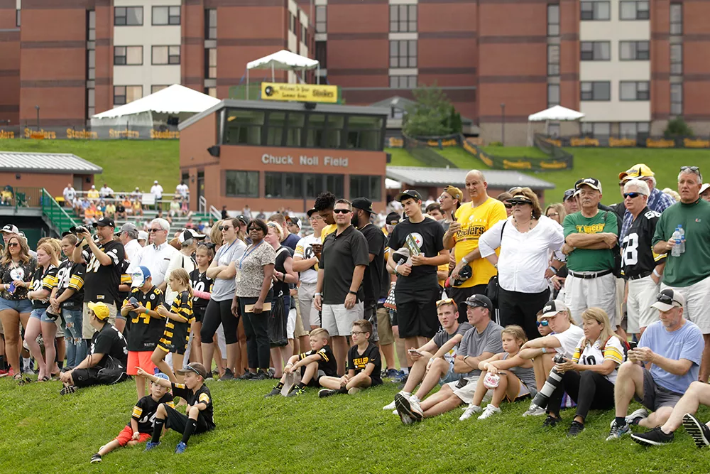steelerstrainingcamp15.webp