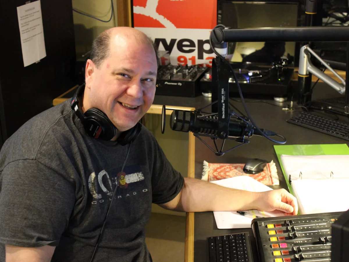 Kyle Smith celebrates 20 years at WYEP with 100 song playlist
