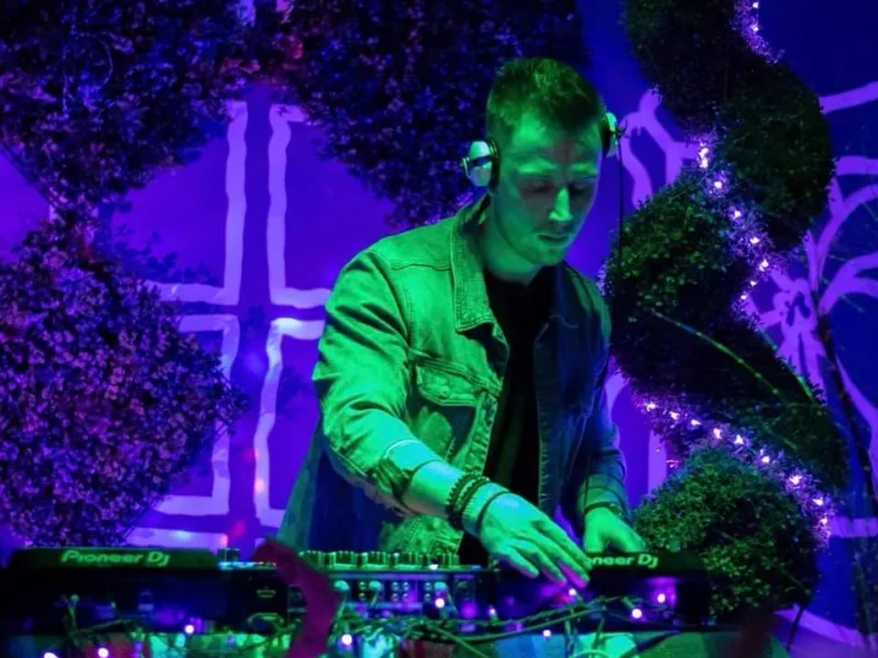 Tilden OG resident DJ, Tenova, returned for two night performance